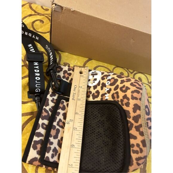 Hydro jug holder black brown animal print with adj strap card holder - Picture 6 of 6